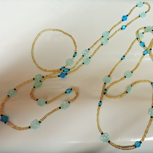 2 NECKLACES Mommy and Me .. 2 Matching Necklaces w/ Bracelets - Picture 5 of 11